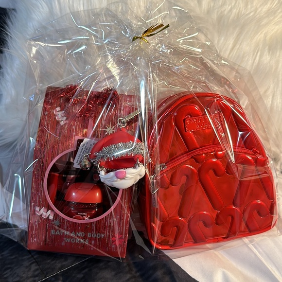 NWT-B&BW Candy Cane Set / Mini Backpack/ Mini Fragrance Set/ Sanitizer Holder - Picture 12 of 12